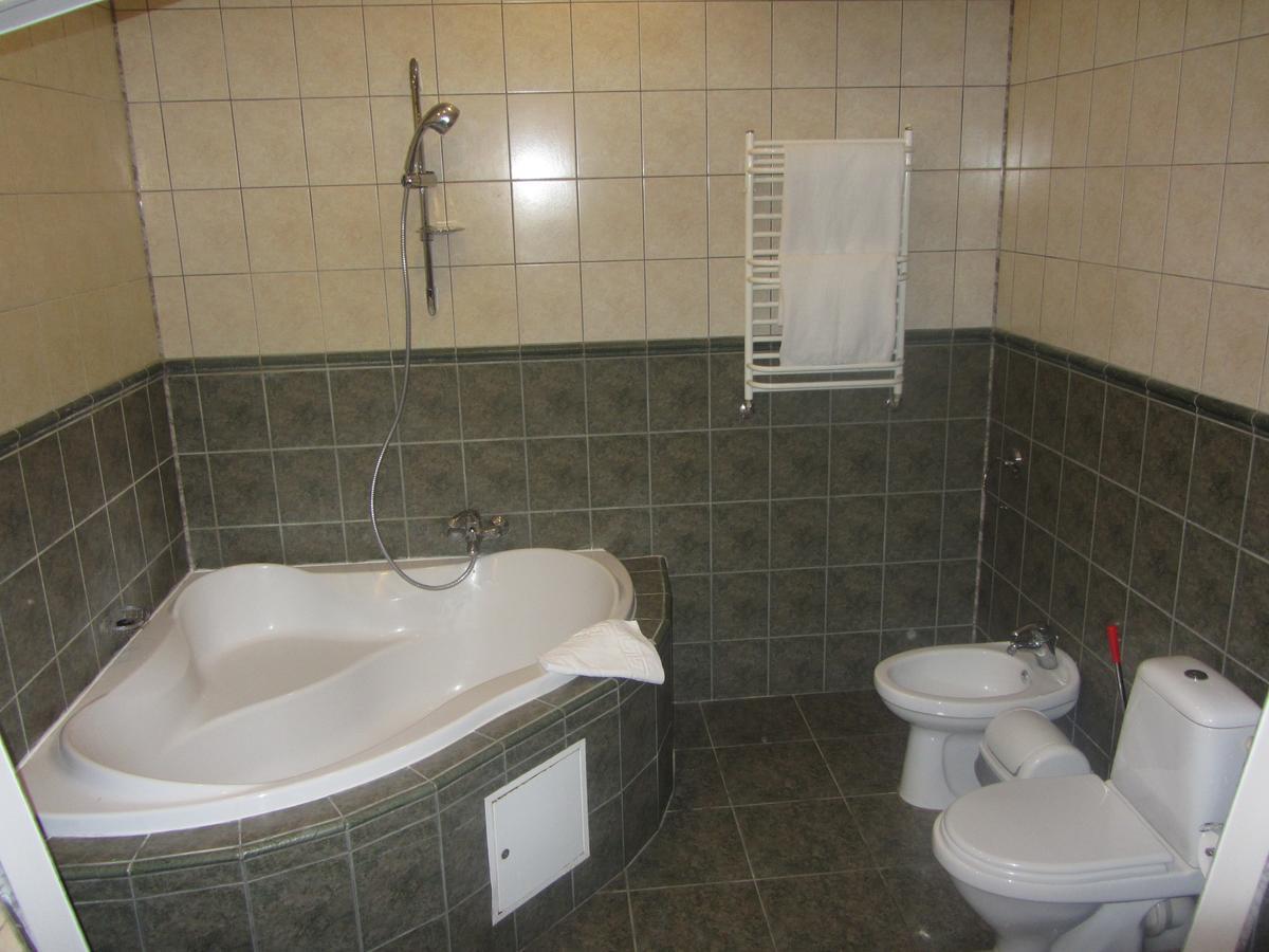 Park Hotel Київ Екстер'єр фото
